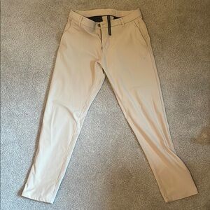lululemon athletica Commission Classic Fit - khakis